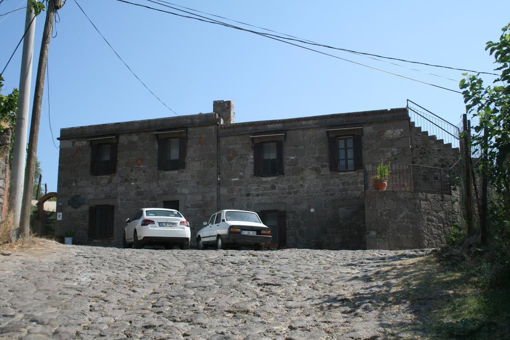 Assos Bohemian Hotel エクステリア 写真